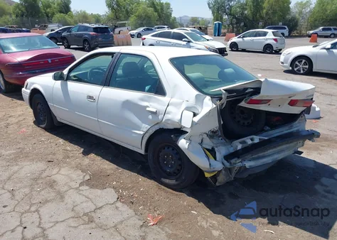 1998 Toyota Camry Le из США, поврежденный, VIN 4T1BG22K6WU338031